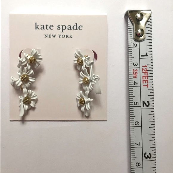 NWT Kate Spade NY "Into The Bloom" Daisy Drop Earings - Picture 6 of 10